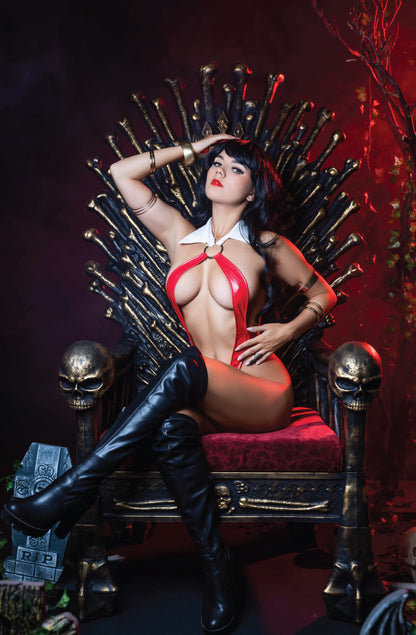 Vampirella Helliday Special 2024 - Dare Taylor Exclusive - TRADE & VIRGIN SET - Limited to 500